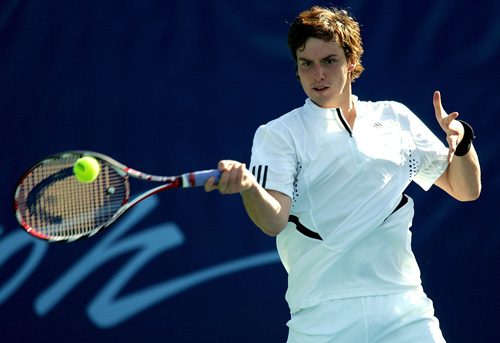 出后防线的 出后防线的